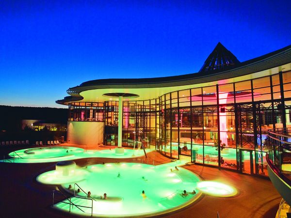 3 Tage Thermen-Paradies in Deutschlands Top-Kurort in Bad Kissingen, Bayern inkl. Frühstück Wellnessurlaub europaweit online kaufen 3 Tage Thermen-Paradies in Deutschlands Top-Kurort in Bad Kissingen, Bayern inkl. Frühstück Wellnessurlaub europaweit online kaufen