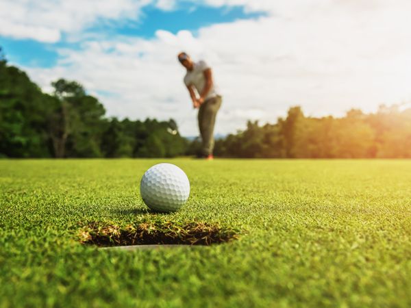 6 Tage Allgäuer Golfglück mit privater Sauna in Burgberg i.Allgäu, Bayern inkl. Halbpension Wellnessurlaub europaweit online kaufen
