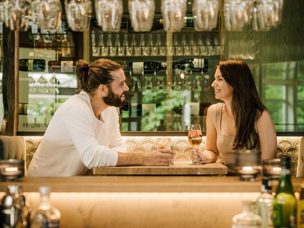 6 Tage Rumpelstilzchen & die Prinzessin - der Verwöhnurlaub in Bad Emstal Sand, Hessen inkl. Halbpension Wellnessurlaub europaweit online kaufen 6 Tage Rumpelstilzchen & die Prinzessin - der Verwöhnurlaub in Bad Emstal Sand, Hessen inkl. Halbpension Wellnessurlaub europaweit online kaufen