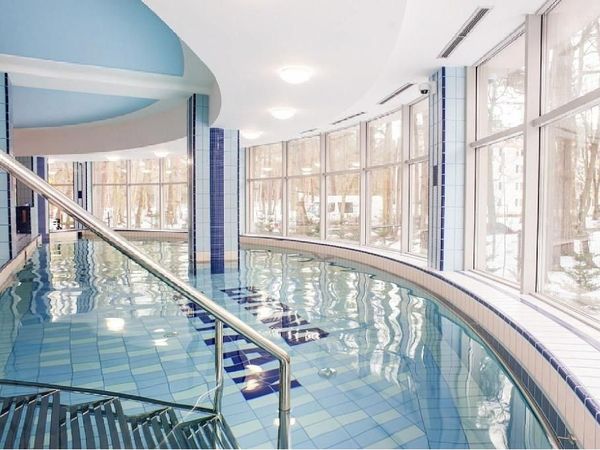 8 Tage Rundum-Wohlfühl-Auszeit - 7 Nächte in Henkenhagen (Ustronie Morskie), Westpommern inkl. Vollpension Plus Wellnessurlaub europaweit online kaufen 8 Tage Rundum-Wohlfühl-Auszeit - 7 Nächte in Henkenhagen (Ustronie Morskie), Westpommern inkl. Vollpension Plus Wellnessurlaub europaweit online kaufen