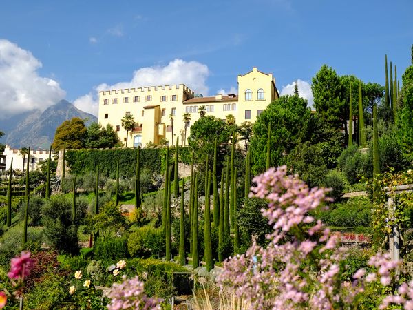 Erholung in Südtirol - 3 Tage mit Frühstück in Meran, Trentino-Südtirol inkl. Frühstück Wellnessurlaub europaweit online kaufen Erholung in Südtirol - 3 Tage mit Frühstück in Meran, Trentino-Südtirol inkl. Frühstück Wellnessurlaub europaweit online kaufen