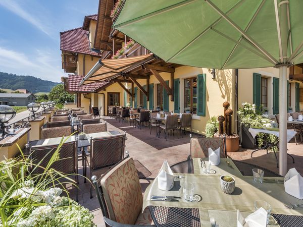 Genießertage im Schwarzwald - 4 Tage in Haslach-Schnellingen, Baden-Württemberg inkl. Halbpension Wellnessurlaub europaweit online kaufen Genießertage im Schwarzwald - 4 Tage in Haslach-Schnellingen, Baden-Württemberg inkl. Halbpension Wellnessurlaub europaweit online kaufen