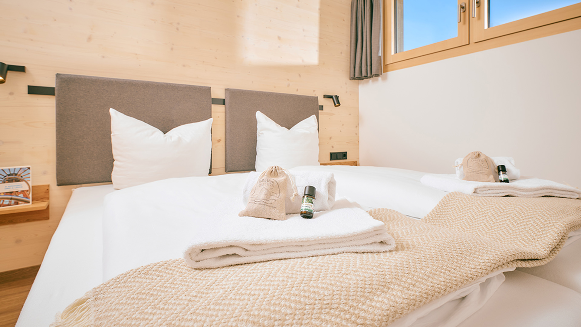 Kurzurlaub im Relaxchalet Steinberg am See für 2 (2 Nächte) Wellnessurlaub europaweit online kaufen