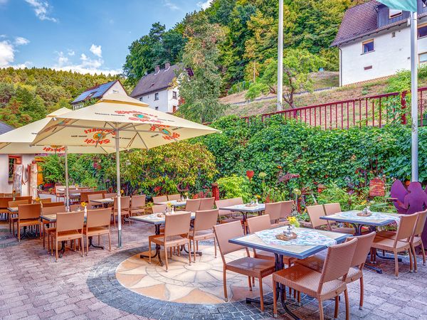 Tagesarrangement im Spessart in Heimbuchenthal (Spessart), Bayern inkl. Halbpension Wellnessurlaub europaweit online kaufen Tagesarrangement im Spessart in Heimbuchenthal (Spessart), Bayern inkl. Halbpension Wellnessurlaub europaweit online kaufen