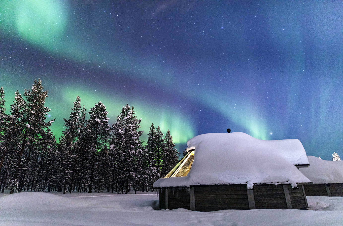 Übernachtung in der Glasdach-Hütte in Lappland für 2 in Saariselkä Wellnessurlaub europaweit online kaufen Übernachtung in der Glasdach-Hütte in Lappland für 2 in Saariselkä Wellnessurlaub europaweit online kaufen