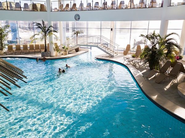 Wellness Deluxe & GesundZeitreise - 8 Tage in Weißenstadt, Bayern inkl. Halbpension Wellnessurlaub europaweit online kaufen